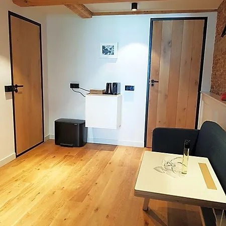 Bed & Breakfast 23 Sous 4*