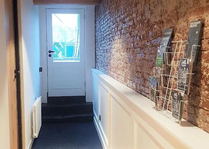 23 Sous Bed & Breakfast